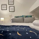 Centrally Located Home In Stoke On Trent